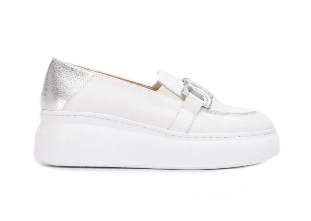'Begin' women's moccasin - white