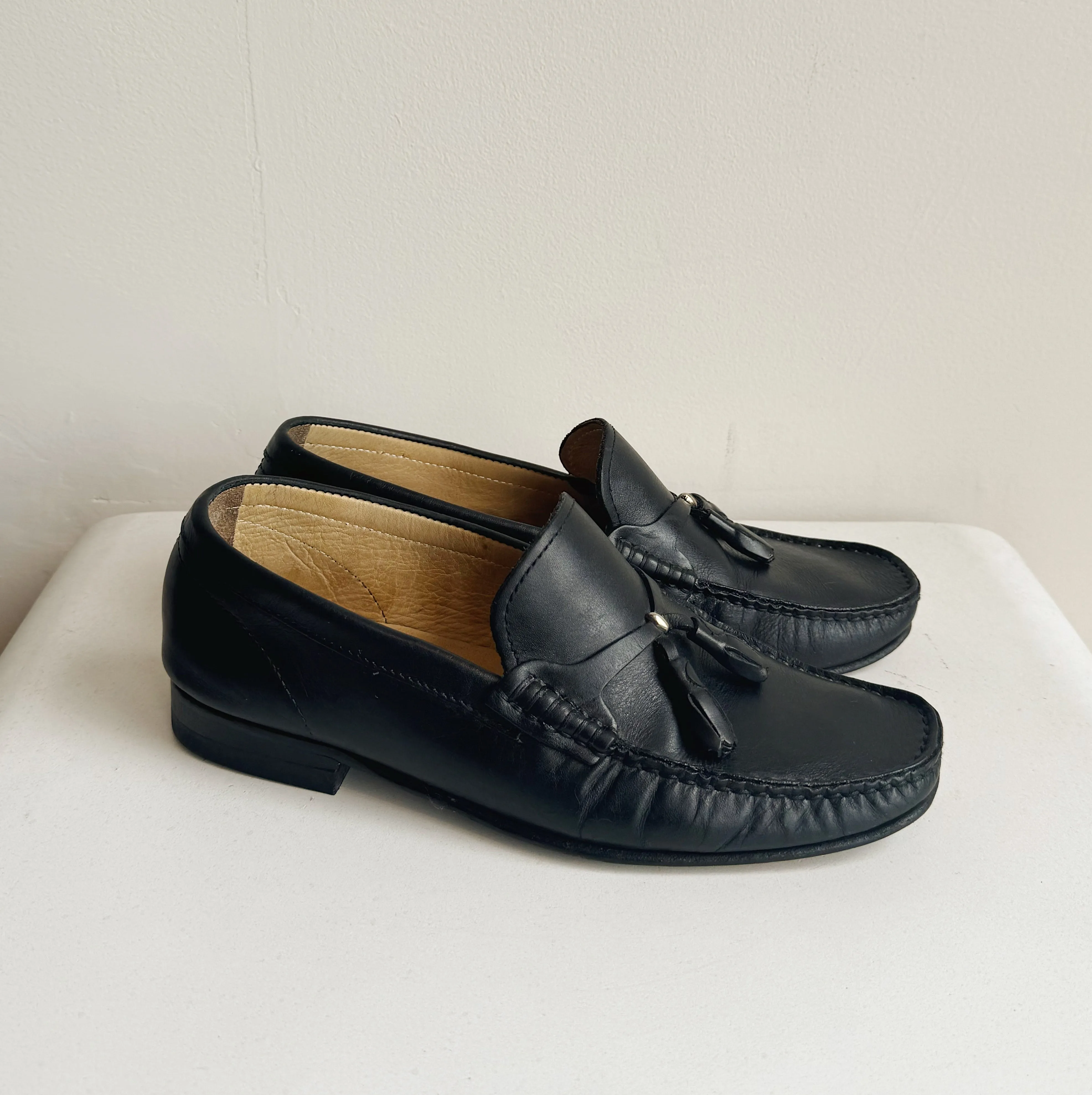 Black Leather Tassel Loafers | Size 8