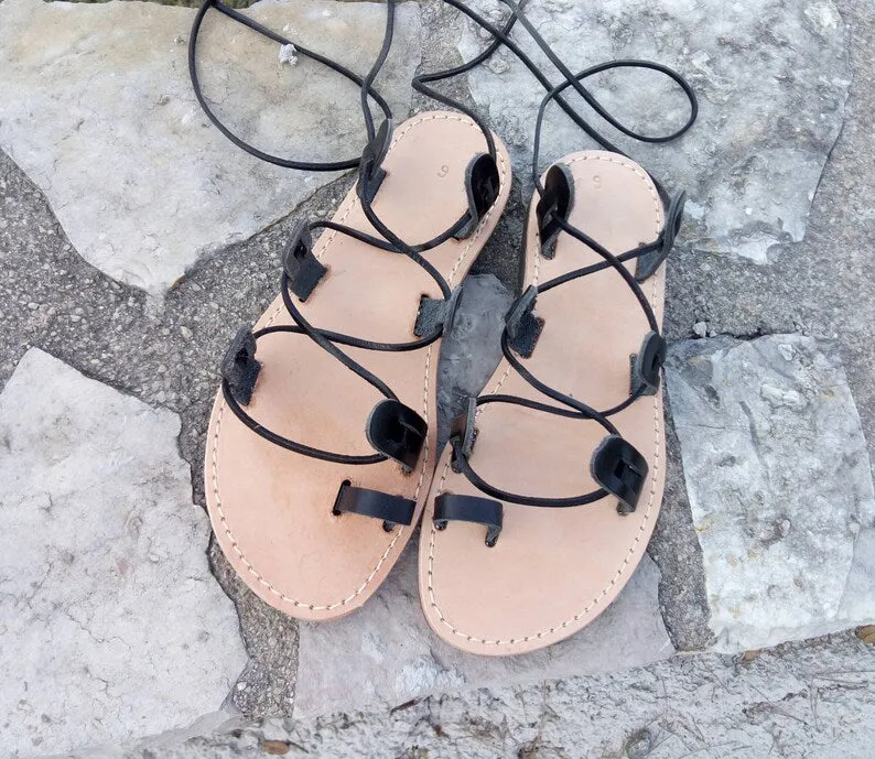 Black toe ring Gladiator Sandals