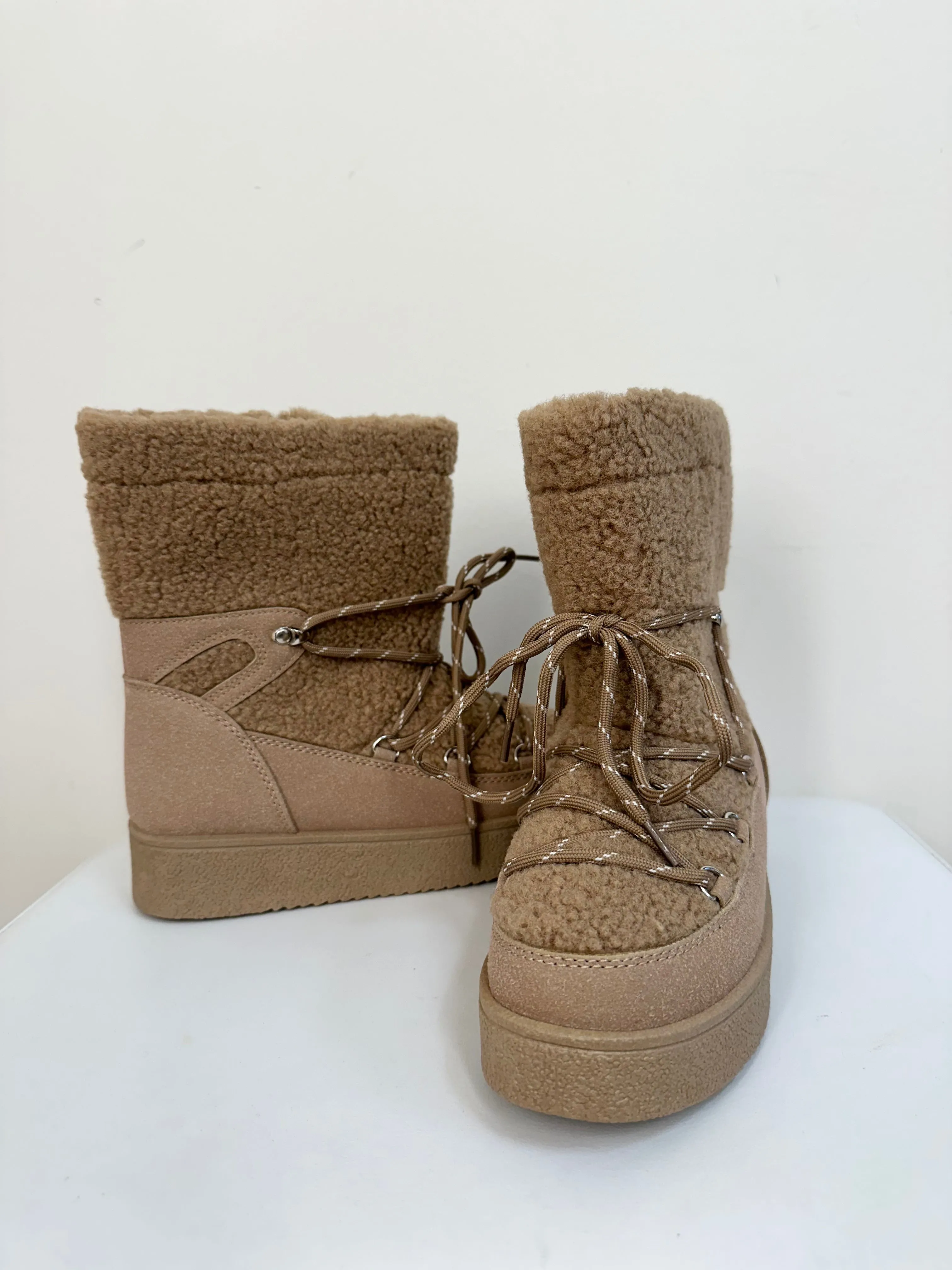 Borg Fleece Furry Lace Up Snow Boots {Beige}