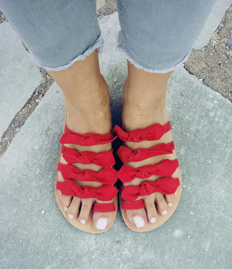 Bow leather sandals