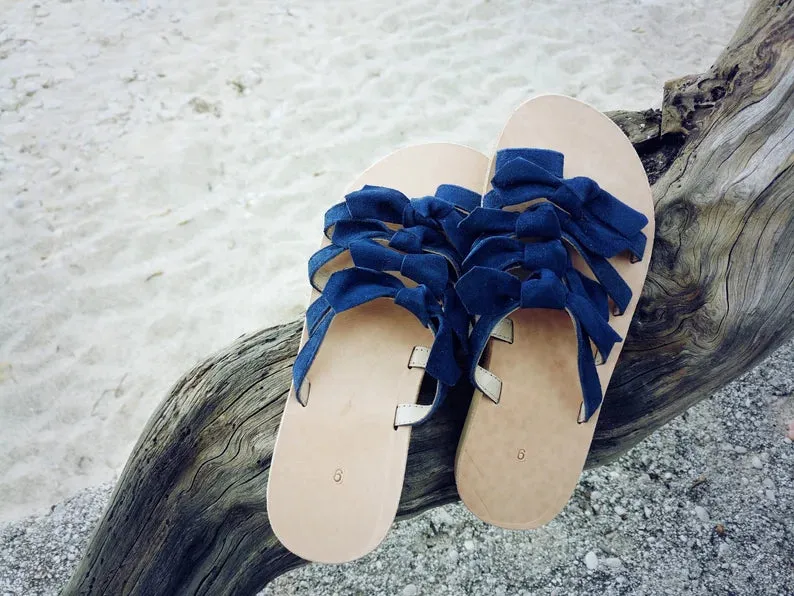 Bow leather sandals