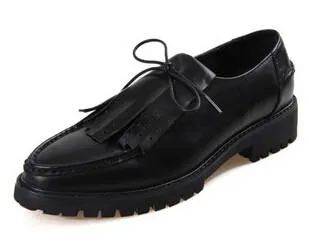 British Style Brogue Tassel Shoes