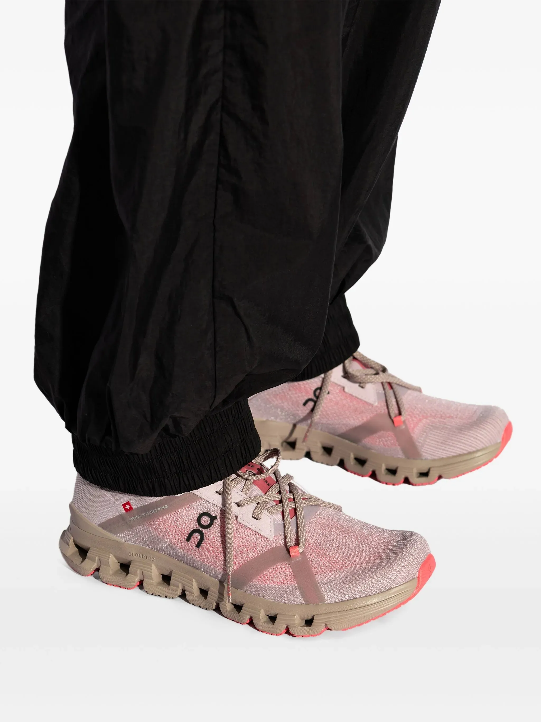Cloud X 4 AD Sneakers