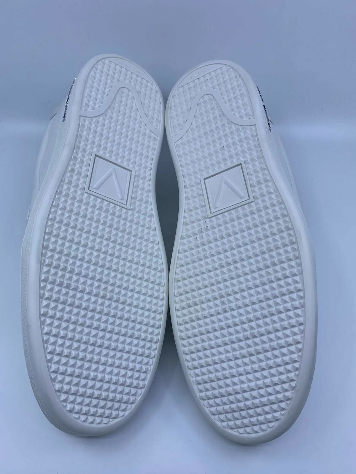 Frontrow Slip-On Alligator Print