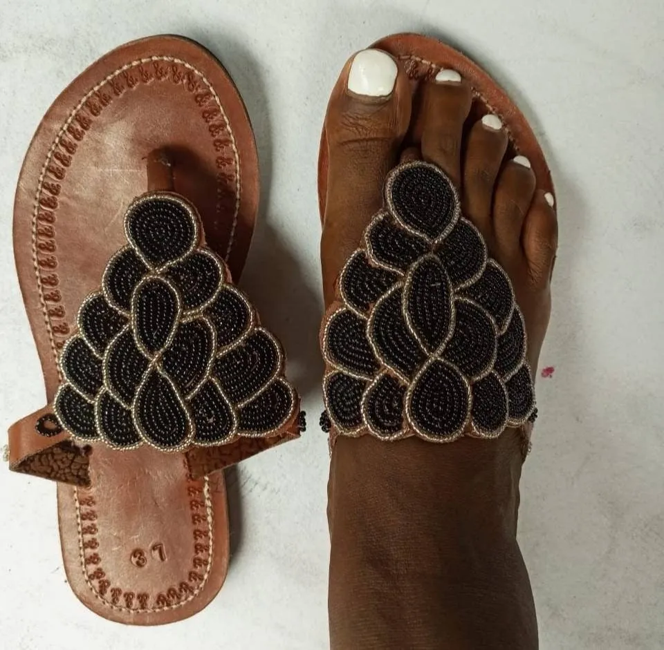 Handmade African Beaded Sandals/Authentic Maasai-Style Leather Flip-Flops Women/Boho Beach Sandals/Comfortable Summer Sandal African Gifts