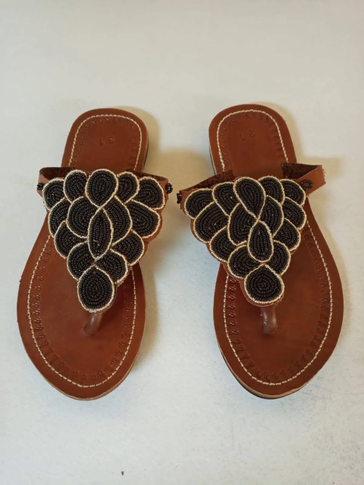 Handmade African Beaded Sandals/Authentic Maasai-Style Leather Flip-Flops Women/Boho Beach Sandals/Comfortable Summer Sandal African Gifts