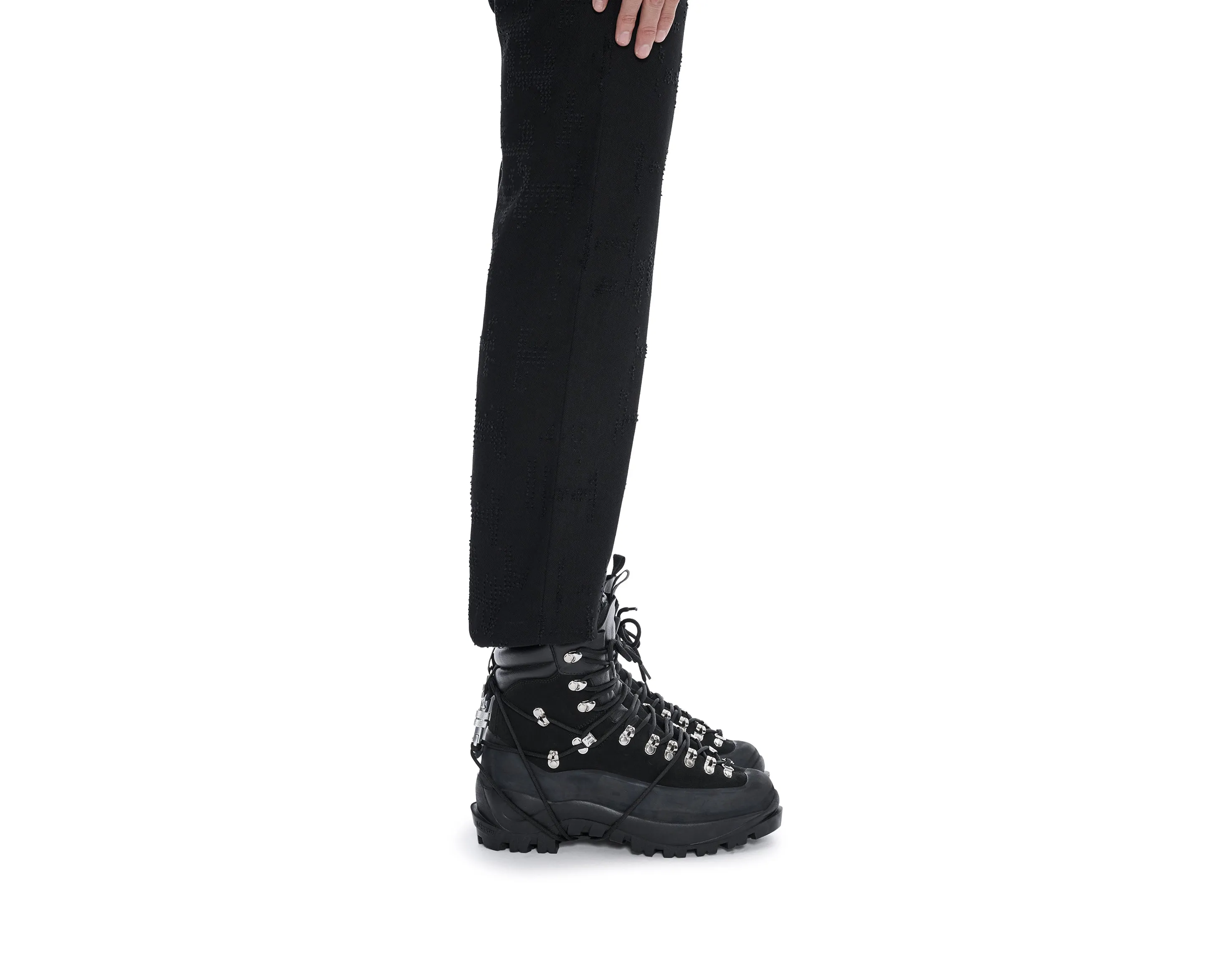 HIKING BOOTS