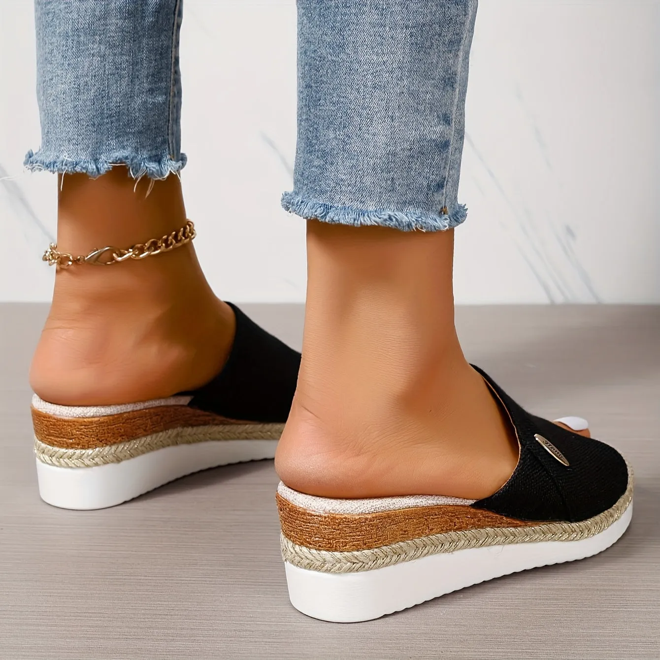 Jenna - Casual leather orthopedic sandals