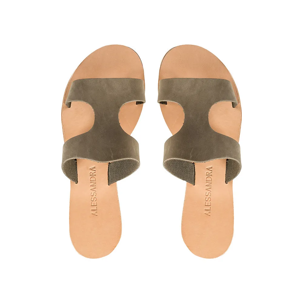 Kolona-Kythnos || Olive