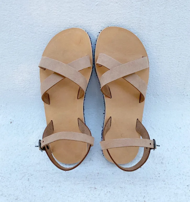 Leather sandals with vibram sole