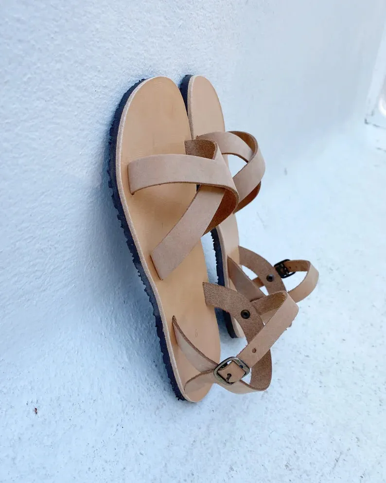 Leather sandals with vibram sole