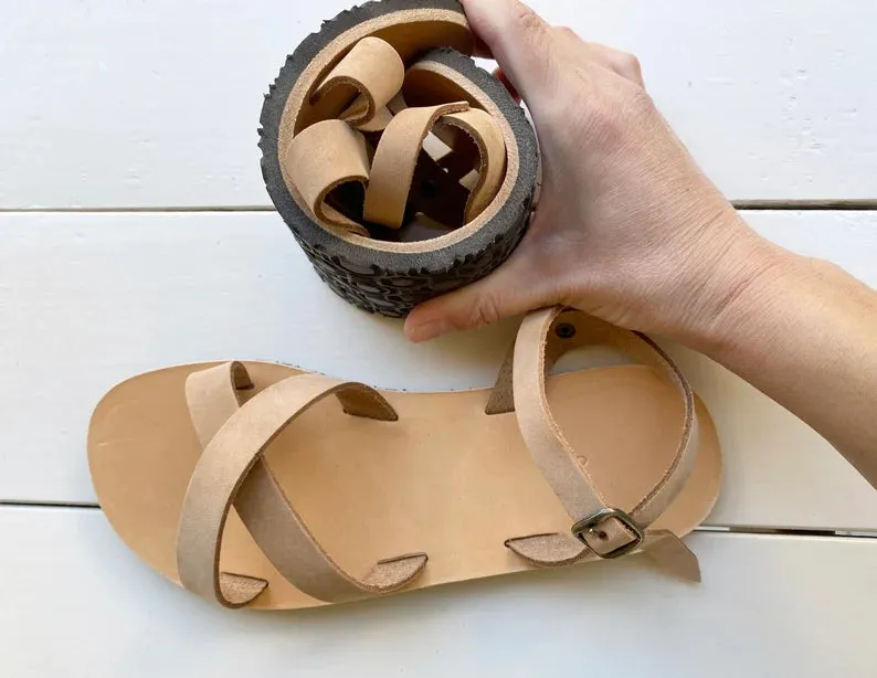 Leather sandals with vibram sole