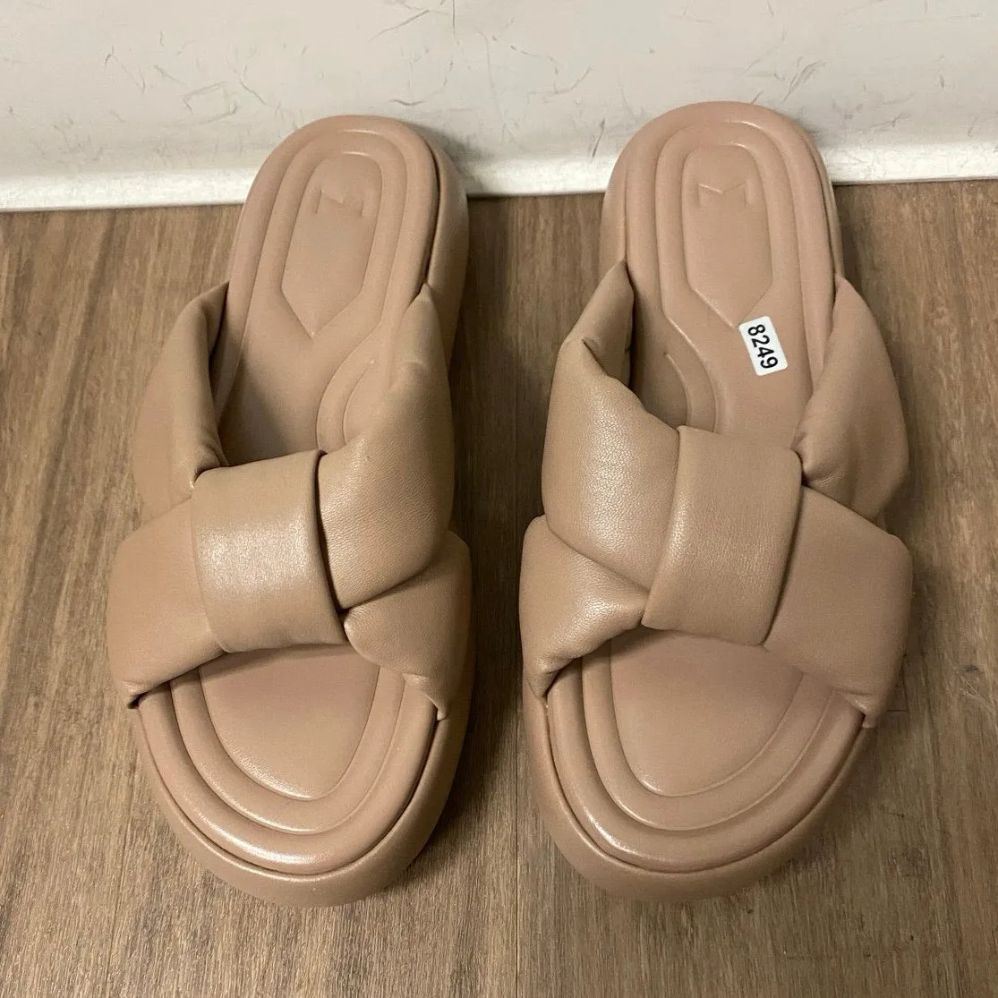 Marc Fisher Soft Leather Platform Nude Sandals. Sz 9.5