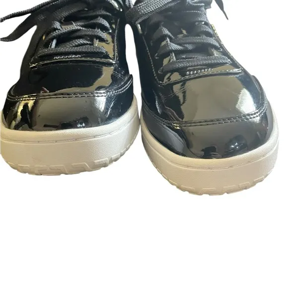 New Balance Court Ally Black Patent Leather Sneakers Size 8 Womens EUC Rare