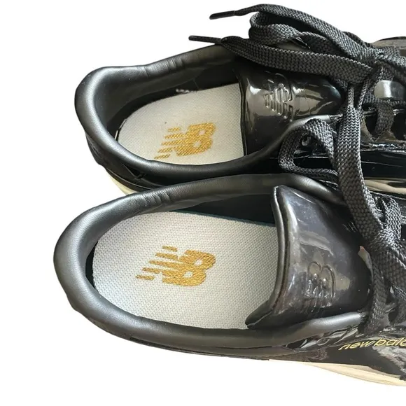 New Balance Court Ally Black Patent Leather Sneakers Size 8 Womens EUC Rare