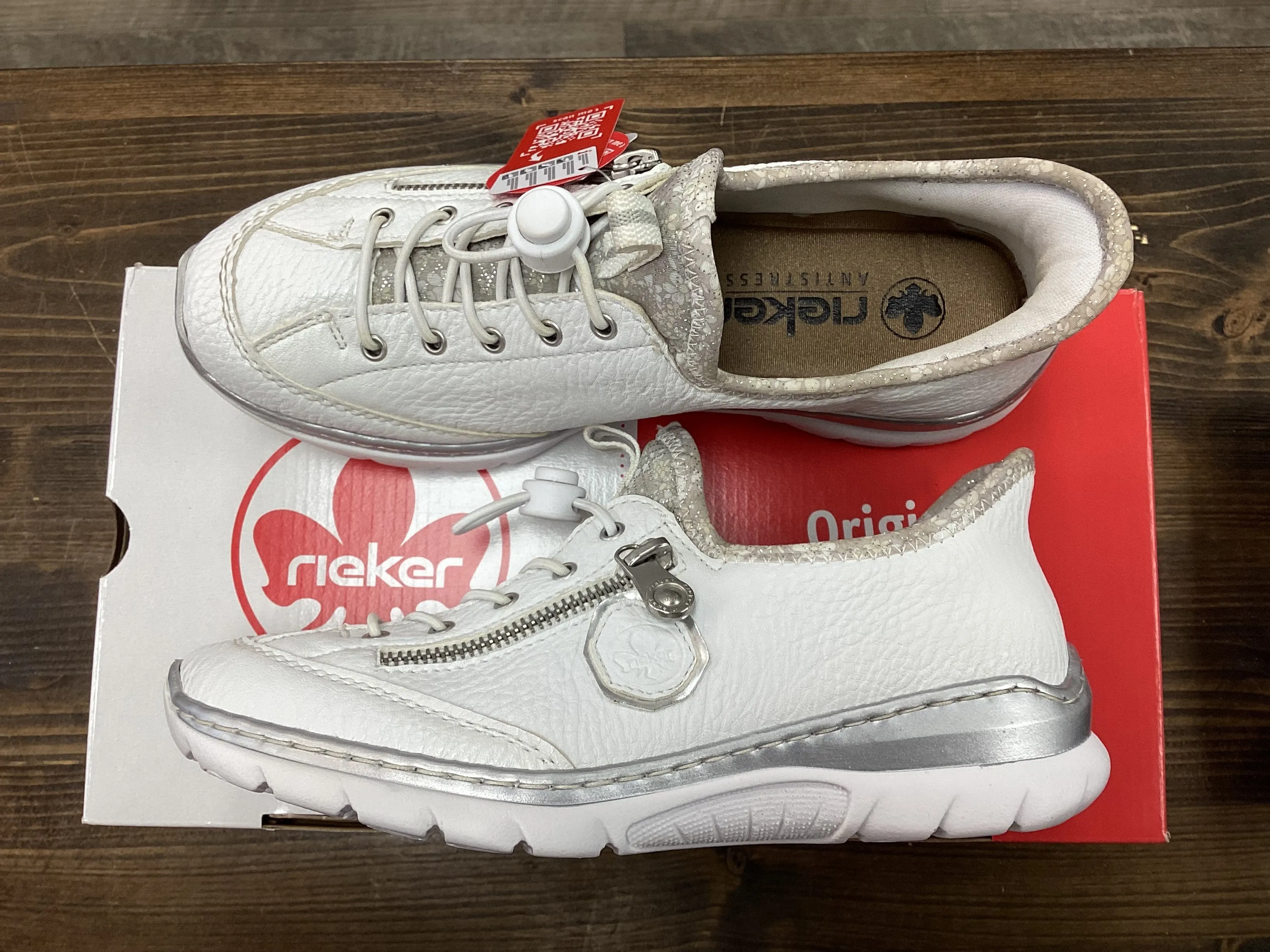 Rieker L32F1-80 Slip On Sneaker