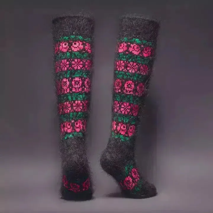 Siberia Spirit Bountiful Blossoms Under-the-Knee Socks