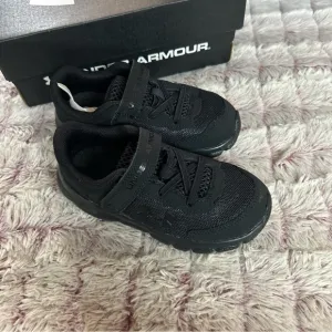 Under Armour Little Kids Assert Sneakers Size 8