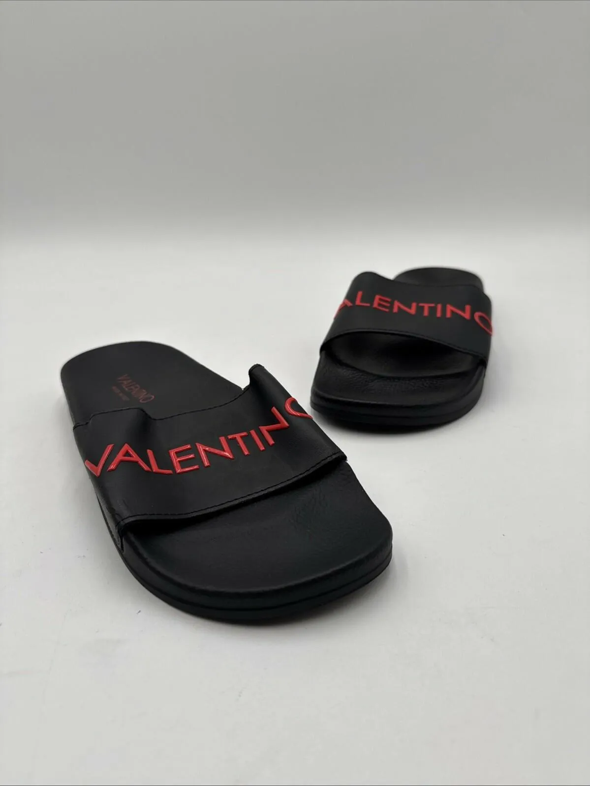VALENTINO BY MARIO Black/Red Leather Logo Slide Sandals Men’s Size 7/40 - Very Good