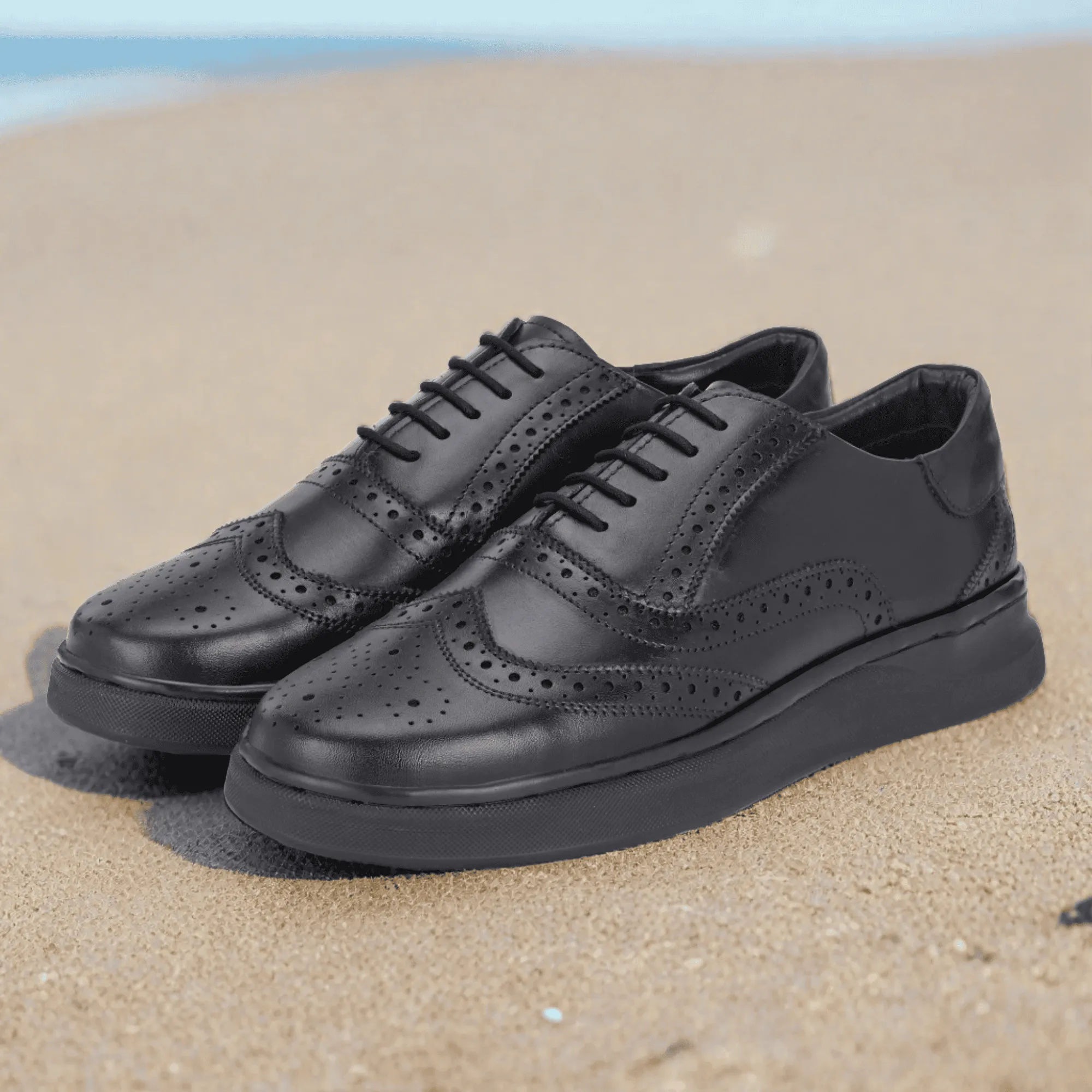 Wingtip Marvel Black Men's Sneakers
